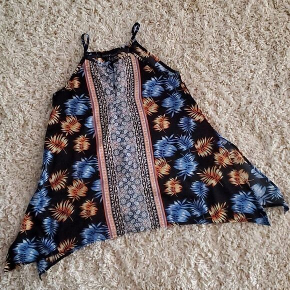 DEREK HEART Tunic Tank Top - Picture 2 of 5